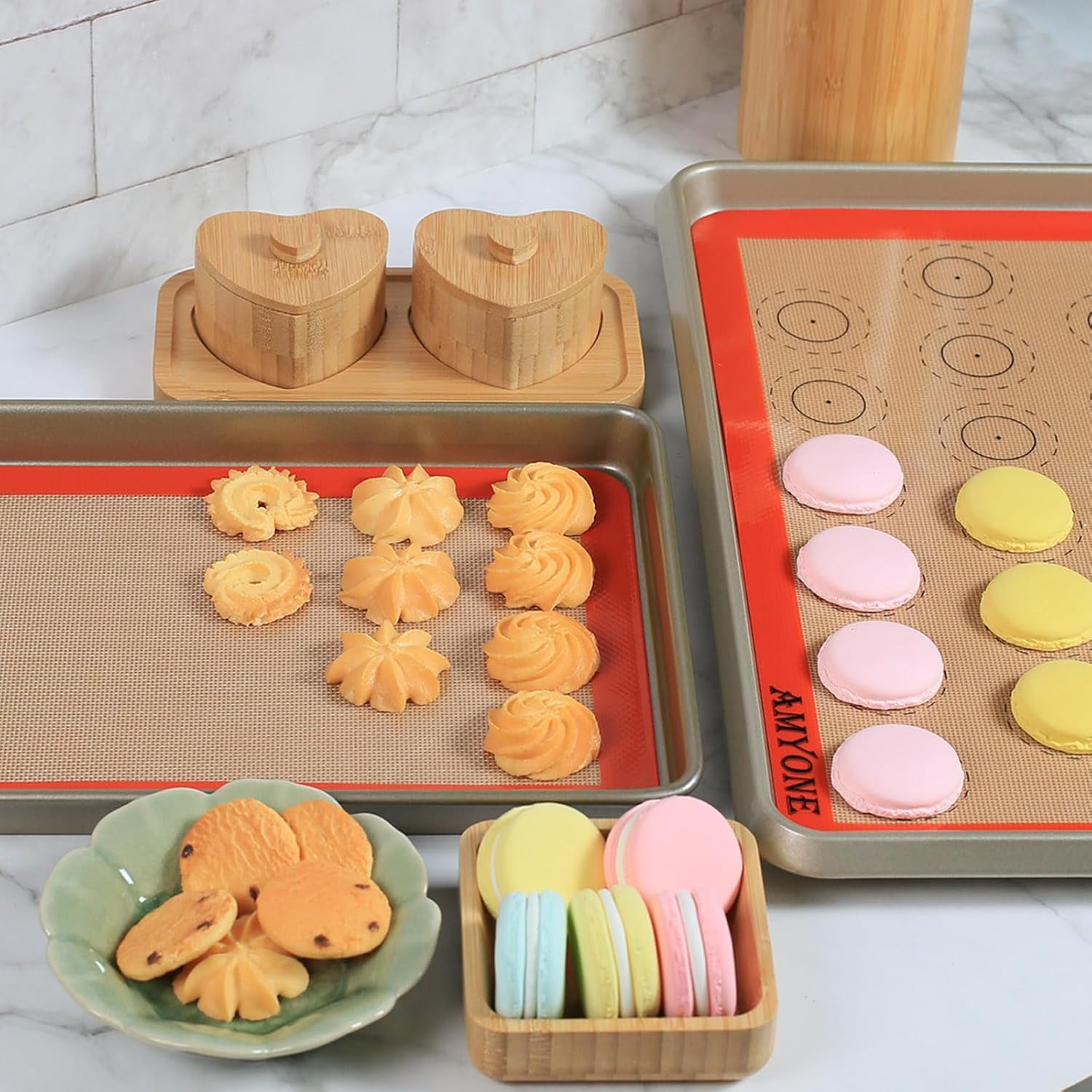 Set of 4 Silicone Baking Mats - Non-Stick Reusable Liners for 11" X 17" Half Sheet and 8" X 12" Quarter Sheet, Ideal for Baking Macarons, Cookies, Bread, and Pastries